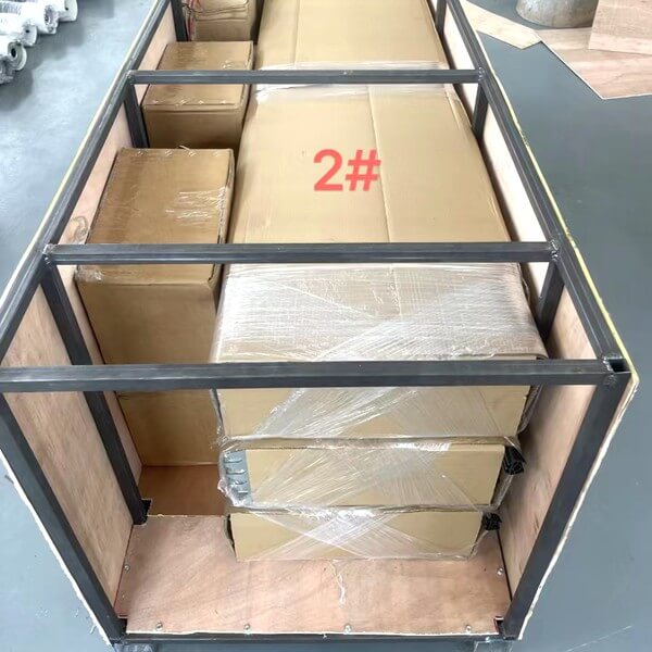 出口快速卷帘门插图2